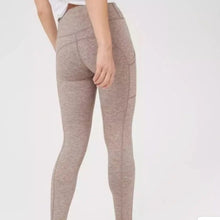 Load image into Gallery viewer, Aerie OFFLINE Hugger High Waisted Pocket Legging size XS
