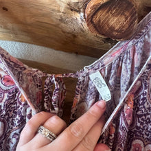 Load image into Gallery viewer, Free People Hummingbird Chloe Cold-Shoulder size XS