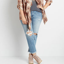 Load image into Gallery viewer, KanCan Vintage High Rise Destructed Straight Ankle Jean size 16