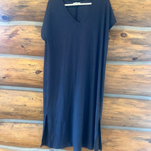 Load image into Gallery viewer, Free Assembly V Neck Midi Dress size XXL