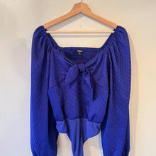 Load image into Gallery viewer, Express Satin Jacquard Bodysuit size Large