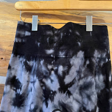 Load image into Gallery viewer, Champion Tie Dye Leggings size Small