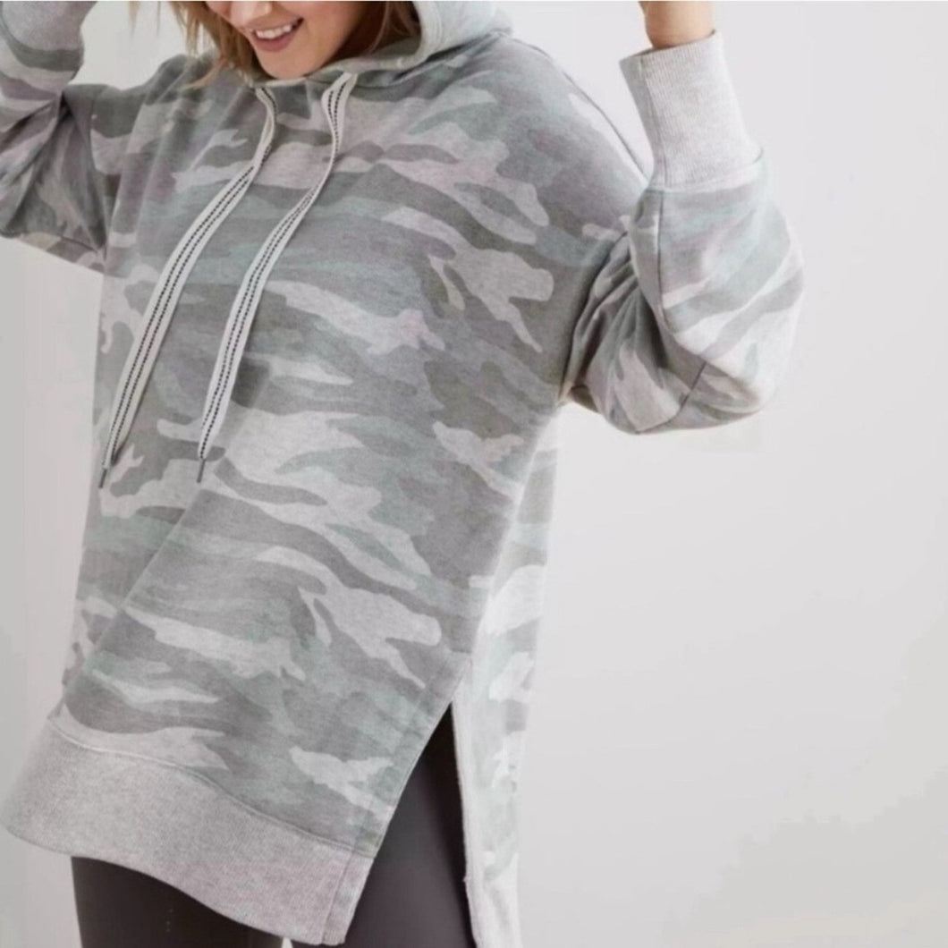 Aerie Oversized Camo Hoodie size Medium