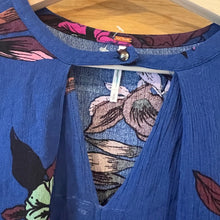 Load image into Gallery viewer, Free People Tree Swing Tunic size S
