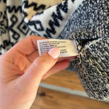 Load image into Gallery viewer, A New Day Cheers Graphic Sweater size Medium

