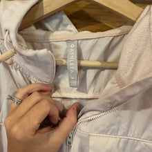 Load image into Gallery viewer, Athleta Zion Microfleece 1/2 Zip size M
