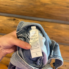 Load image into Gallery viewer, Distressed overalls size L
