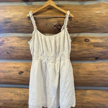 Load image into Gallery viewer, Old Navy Waist Defined Ruffle Mini Dress size XXL
