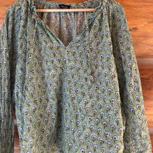 Load image into Gallery viewer, GiGio Long Sleeve Women’s Sage Green Blouse size S
