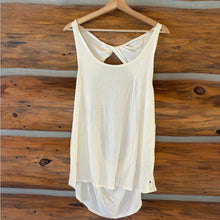 Load image into Gallery viewer, NWT Tavi Breezy Tank in Sand size Small
