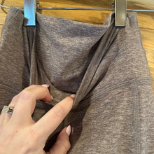 Load image into Gallery viewer, Aerie OFFLINE Hugger High Waisted Pocket Legging size XS
