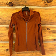 Load image into Gallery viewer, Mono B Rust Zip Up Jacket size S
