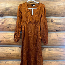 Load image into Gallery viewer, Sanctuary Satin Burnt Orange Earth Bound Dotted Midi Dress size 6
