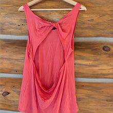 Load image into Gallery viewer, NWT Tavi Breezy Tank size Small
