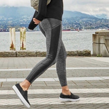 Load image into Gallery viewer, Athleta Herringbone Luxe Metro Drifter Leggings Faux Leather Size Small
