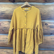 Load image into Gallery viewer, Cellabie Button Down Tunic size XL
