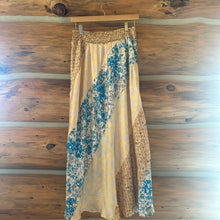 Load image into Gallery viewer, NWT Mystree Mixed Print Satin Skirt size S
