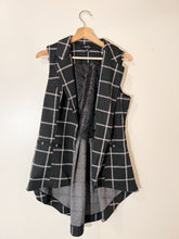 Load image into Gallery viewer, Mod X Plaid Vest size Medium
