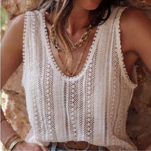 Load image into Gallery viewer, NWT Crochet Lace Women’s Tank size M
