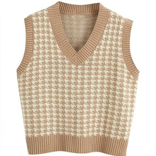 Load image into Gallery viewer, V Neck Sweatervest Houndstooth size M
