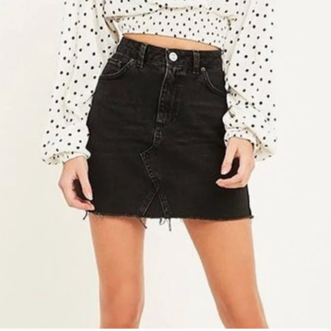 Urban Outfitters BDG Black Denim Raw Hem Mini Skirt size S