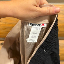 Load image into Gallery viewer, Reebok Women&#39;s Focus Track Woven Track Pants size XL
