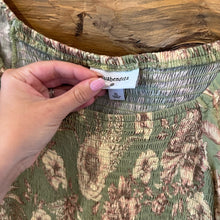 Load image into Gallery viewer, Agua Bendita For Target Floral Smocked Dress size XL
