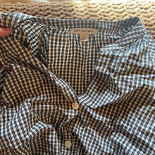 Load image into Gallery viewer, Free Assembly Women&#39;s 3/4 Sleeve Gathered Button Down Top size Large
