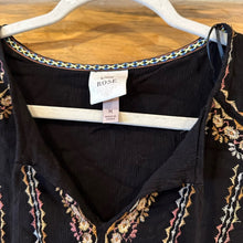Load image into Gallery viewer, Knox Rose Embroidered Women’s Black Dress size Medium

