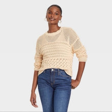 Load image into Gallery viewer, Universal Thread Crochet Sweater size Medium

