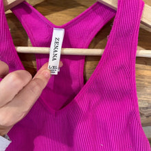 Load image into Gallery viewer, Zenana Ribbed Crop Tank size L/XL
