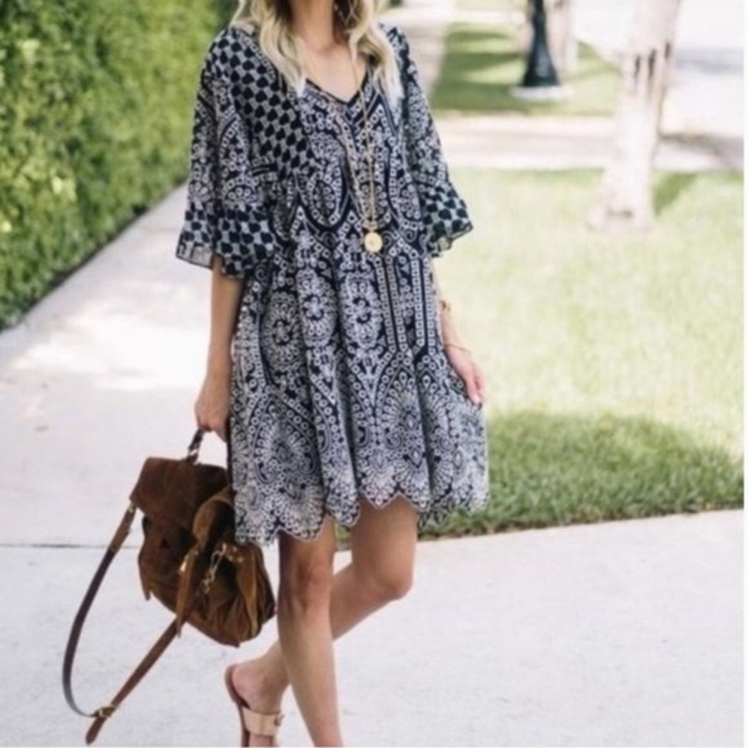 Anthropologie Akemi & Kin Brooke Eyelet Dress size 4