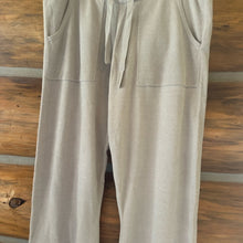 Load image into Gallery viewer, Barefoot Dreams Cozy Chic Ultra Light Lounge Pants size L
