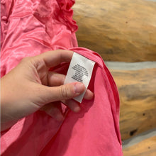 Load image into Gallery viewer, Alice + Olivia Brayden Blouse size S
