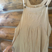Load image into Gallery viewer, Mystree Linen Blend Jumpsuit size L
