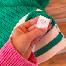 Load image into Gallery viewer, Women’s Green V Neck size XL
