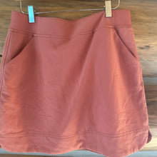 Load image into Gallery viewer, 32 Degrees Women’s Athletic Skort size S
