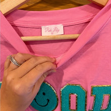 Load image into Gallery viewer, Pink Lily Good Times Graphic Tee size XL
