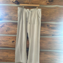 Load image into Gallery viewer, Barefoot Dreams Cozy Chic Ultra Light Lounge Pants size L
