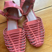 Load image into Gallery viewer, By Anthropologie Sandals size 39
