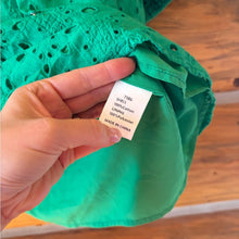 Load image into Gallery viewer, Pretty Garden Eyelet Blouse size XL
