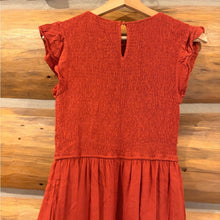 Load image into Gallery viewer, Zesica Smocked Rust Midi Dress size M
