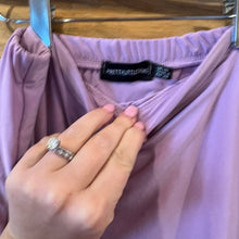 Load image into Gallery viewer, PrettyLittleThing Lilac Skirt size 6
