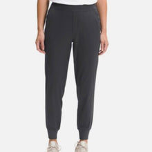 Load image into Gallery viewer, NWT The North Face Aprhrodite Twill Jogger size 2X
