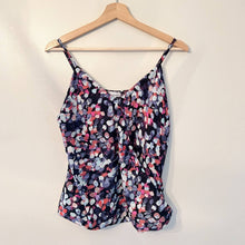 Load image into Gallery viewer, Allison Joy Multicolor Tank Top size Medium
