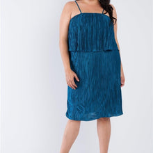 Load image into Gallery viewer, Janette Plus Teal Scrunch Texture Layered Midi Dress size 2X
