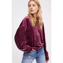 Load image into Gallery viewer, Free People Milan Velvet Pullover sz XS
