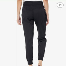 Load image into Gallery viewer, NWT The North Face Aprhrodite Twill Jogger size 3X

