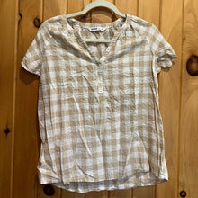 Load image into Gallery viewer, Sonoma Goods For Life Flutter Sleeve Y Neck Top size Small
