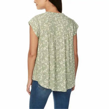 Load image into Gallery viewer, Buffalo David Bitton Floral Top size XXL
